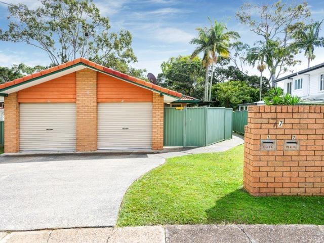 Position, Privacy & Low Maintenance Duplex Living