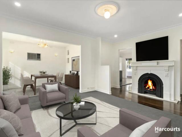 Positioned In A Sought After Doncaster Pocket!