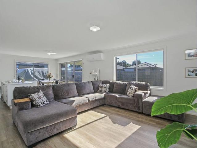 POSITIONED IN THE HIGHLY SOUGHT AFTER PARK LANES ESTATE IN LUCKNOW
