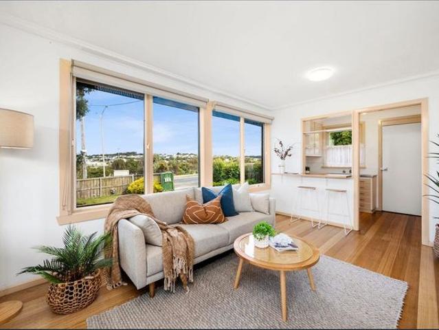 Positioned just off the Bell St Precinct 6 Month Lease Only
