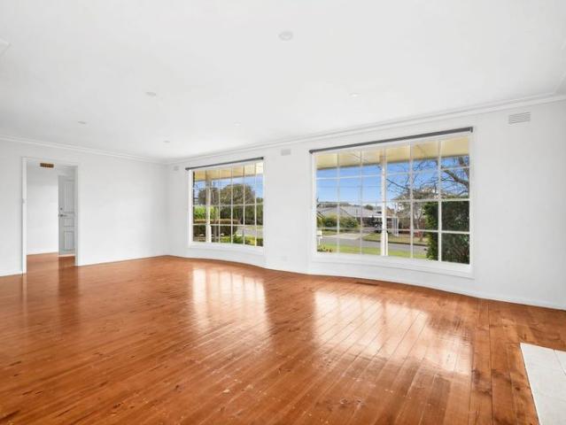 Positioned Perfect Family Home Belmont High School Zoned