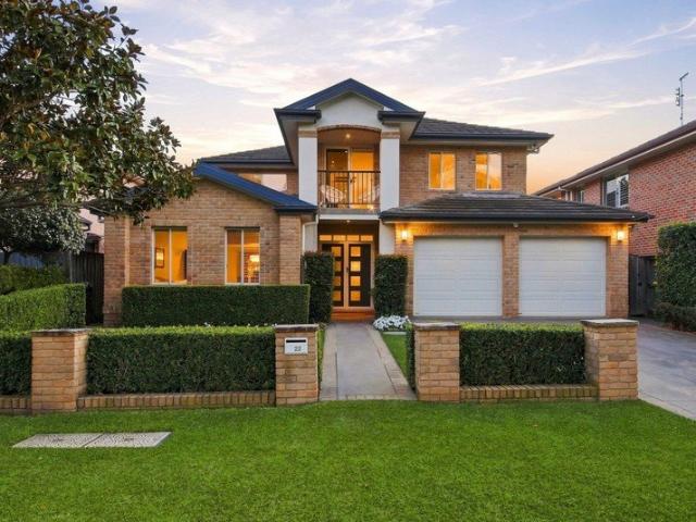 POSITIONED PERFECTLY ON THE PARKSIDE!