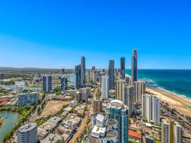 VIEWS, VIEWS, VIEWS! Beach, Skyline, River, Mountains