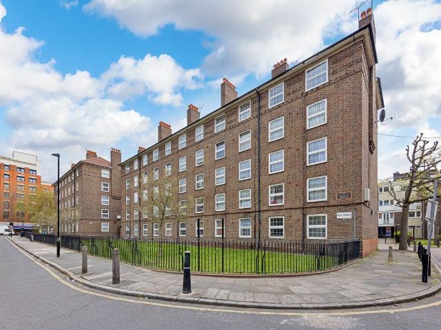 Pott Street, Bethnal Green, London E2, 2 bed flat to rent, £2,200 pcm | PrimeLocation