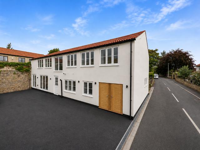 Potterton Lane, Barwick In Elmet, Leeds LS15, 3 bed detached house to rent, £3,000 pcm | PrimeLocation