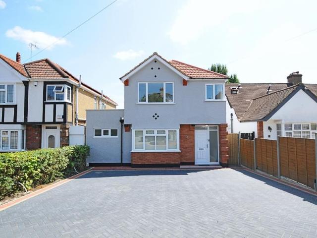 Potter Street, Northwood HA6, 4 bed property to rent, £4,250 pcm | PrimeLocation