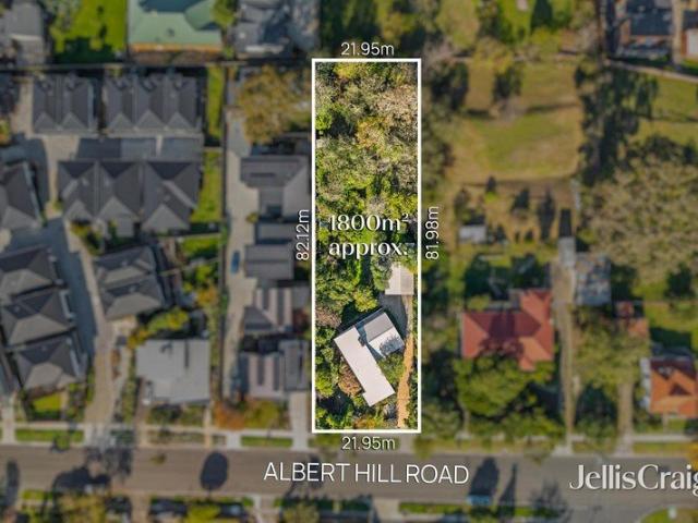 Potential 6 unit site with breathtaking views and central location