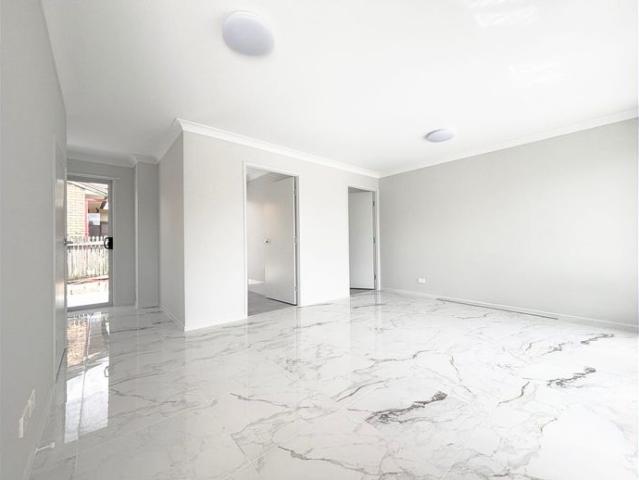 Potential Home Business Hub in the Heart of Sunnybank!