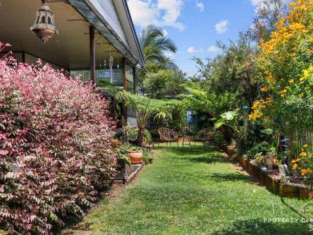 POTENTIAL. OPPORTUNITIES. DOUBLE BLOCK. 5 BAY SHED AND MUCH MORE