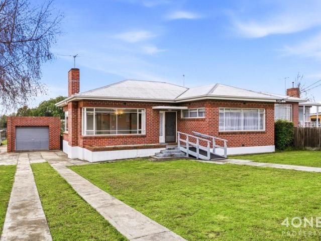Potential, Position & Possibilities on 997sqm
