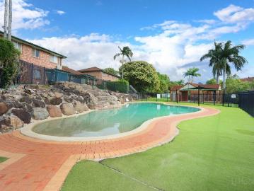 Potential packed residence priced to sell fast