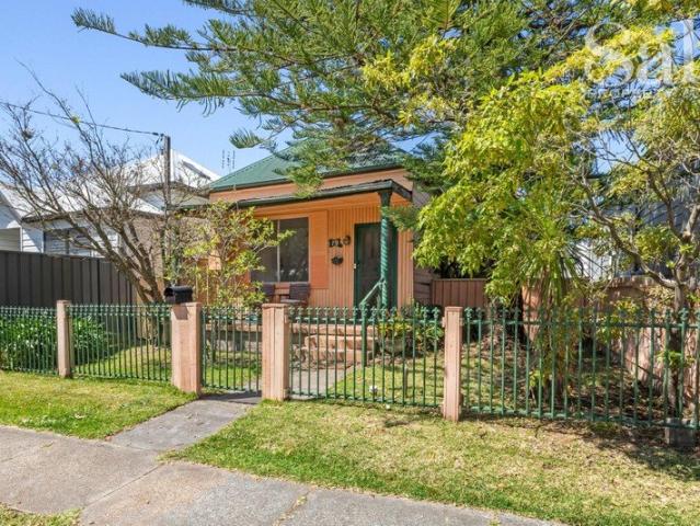 Potential Packed Cottage on Dual Access Block