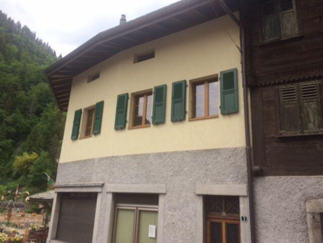 Potenzial Gemischt genutztes Wohnhaus im Herzen der Sépey