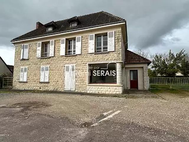 Potigny 14420 Achat / Vente maison 7 pièces t7 au dernier étage parking
