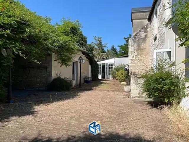 Pouzay 37800 Achat / Vente maison 7 pièces t7 terrasse parking