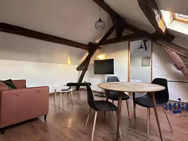 Pougues les Eaux 58320 Location appartement 2 pièces t2 au dernier étage