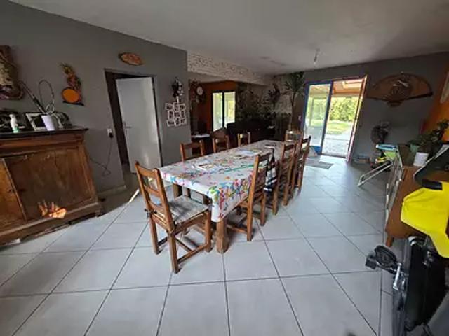 Pouligny Saint Pierre 36300 Achat / Vente maison 5 pièces t5 au dernier étage cave