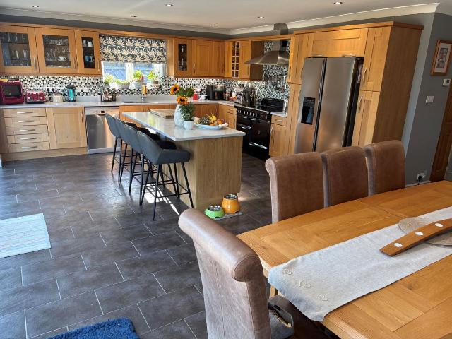 Pound Green, Buxted TN22, 1 bed detached house to rent, £3,250 pcm | PrimeLocation