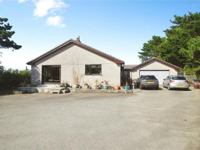 Poundstock, Bude, Cornwall 3 bed bungalow to rent £1,300 pcm £300 pw