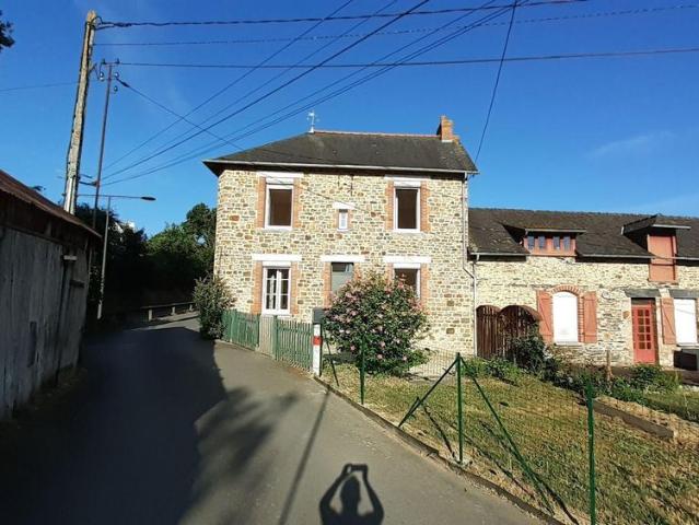 Pour visiter et renseignements, appeler le 02.23.55.91.17 VITRE, Quartier Rue d'Ernée. Petite.