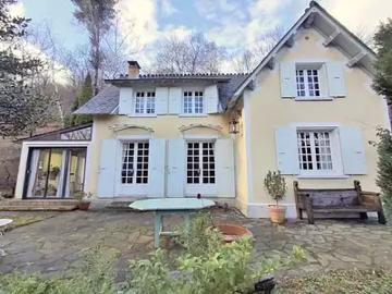 Pourcharesses 48800 Achat / Vente maison 8 pièces t8