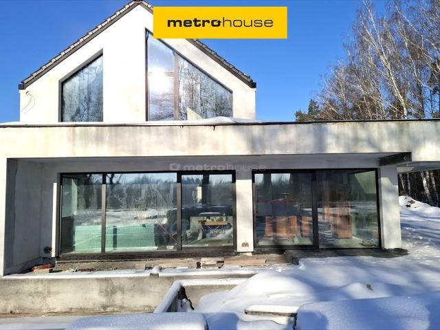 Sprzedam nowoczesny dom 162 m² z widokiem na las w Powałkach