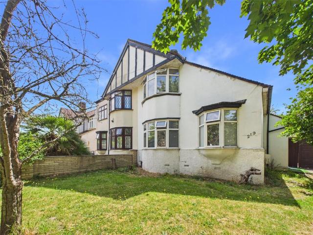 Powder Mill Lane 3 bed semi detached house to rent £2,700 pcm £623 pw