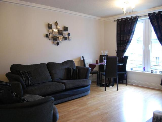 Powderhall Rigg, Edinburgh, EH7 2 bed flat to rent £1,430 pcm £330 pw