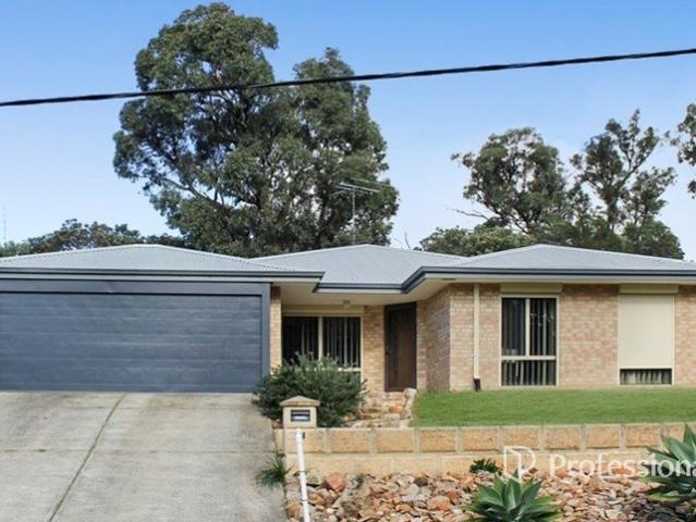 POWERED WORKSHOP & FAMILY HOME OVERLOOKING BUSHLAND