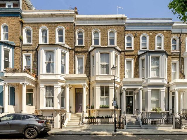 Powis Gardens, Notting Hill W11, 5 bed terraced house to rent, £12,000 pcm | PrimeLocation