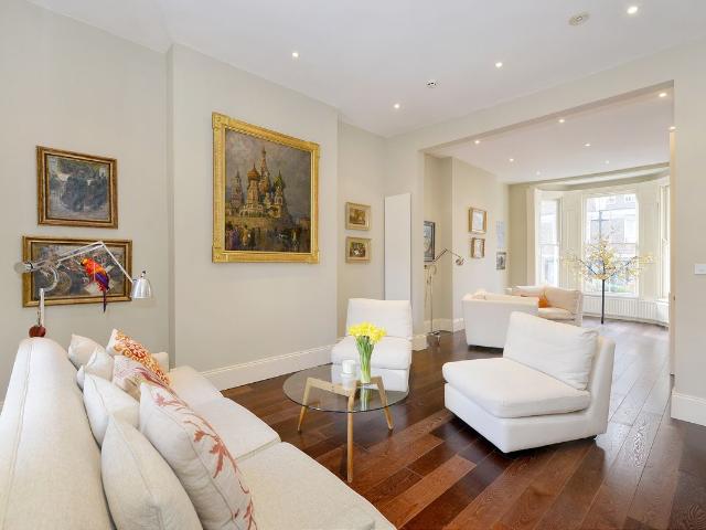 Powis Gardens, Notting Hill, London W11, 5 bed detached house to rent, £12,750 pcm | PrimeLocation