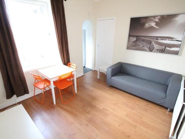 Powis Place, Aberdeen AB25, 1 bed flat to rent, £525 pcm | PrimeLocation