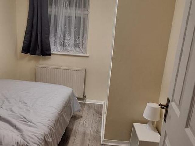 Poynton Road, London N17 1 bed house of multiple occupation to rent £800 pcm £185 pw