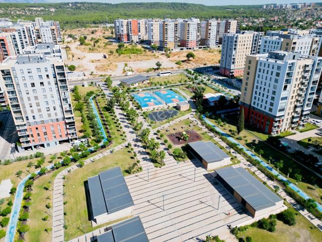 Poyraz'dan Sur Yapı'da Satılık 1+1 61m² Bahçe Katı Daire