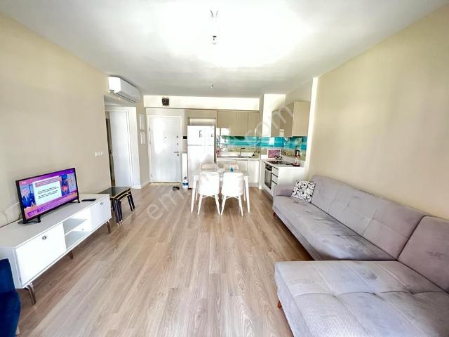 Poyraz'dan Suryapıda 1+1 72m² 2.kat Eşyalı Kiralık Daire