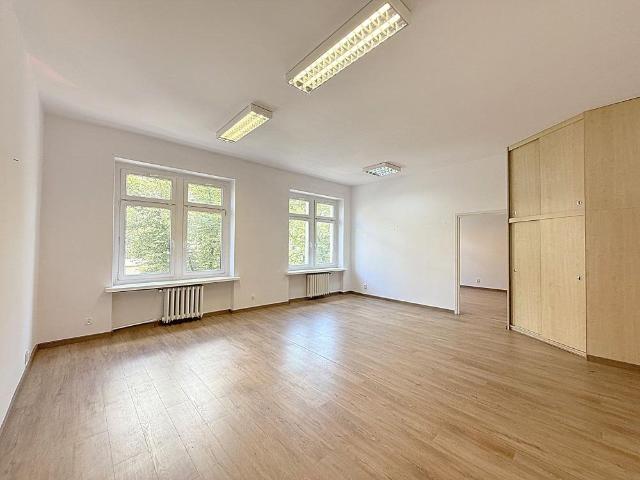 Atrakcyjne biuro 54 m² w sercu Jeżyc zapraszam