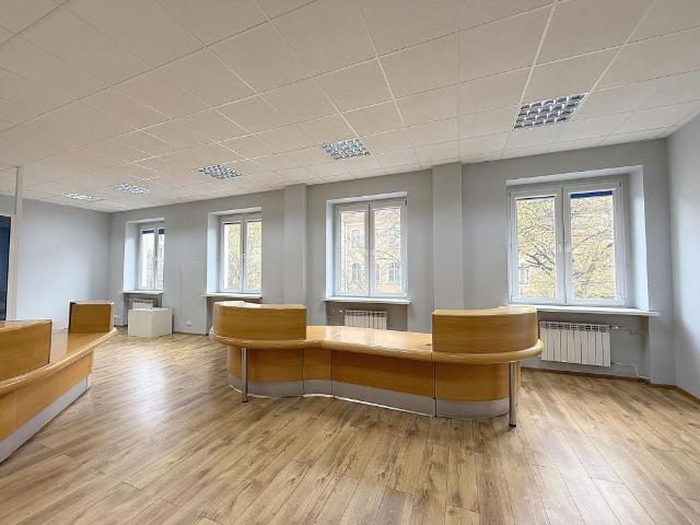 Zapraszam do wynajęcia 65 m² lokalu usługowego na parterze w sercu Jeżyc