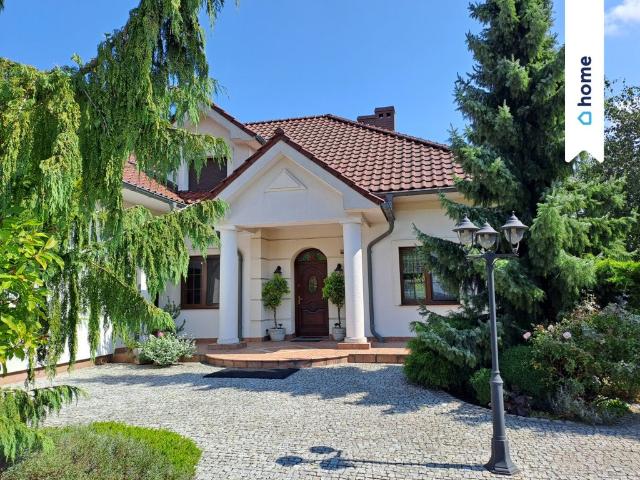 Luksusowy dom 368 m² z kominkami i ogrodem w Poznaniu
