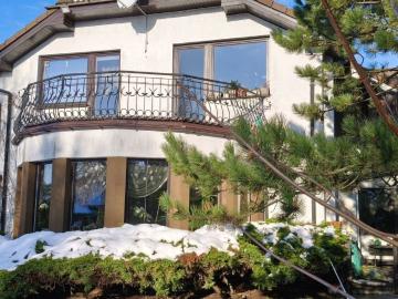 Ekskluzywny dom 340 m² z ogrodem 1000 m² w Poznaniu