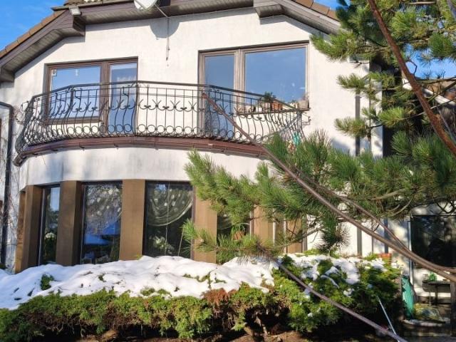 Ekskluzywny dom 340 m² z ogrodem 1000 m² w Poznaniu