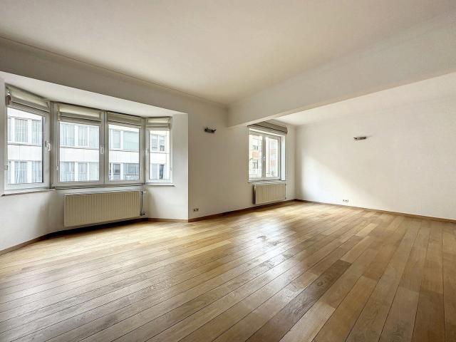 Pl. Brugmann/Châtelain: Superb 4 bedroom duplex