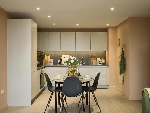 Plot Candleriggs, Two Bedroom. 2 bed apartment to rent £1,760 pcm £406 pw
