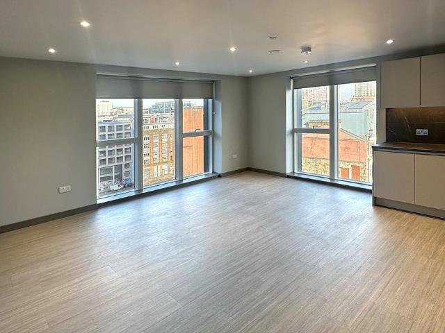 Plot Candleriggs, Three Bedroom. 3 bed apartment to rent £2,255 pcm £520 pw