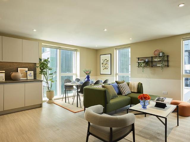 Plot Candleriggs, Three Bedroom. 3 bed apartment to rent £2,330 pcm £538 pw