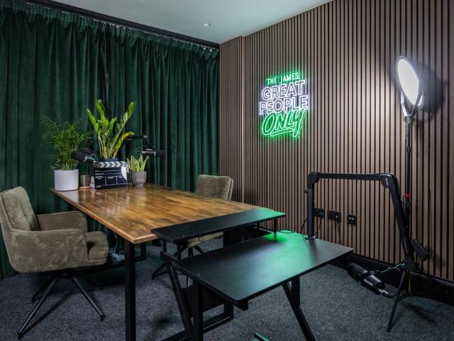 Plot The James, Cosy Studio at The. Studio to rent £867 pcm £200 pw