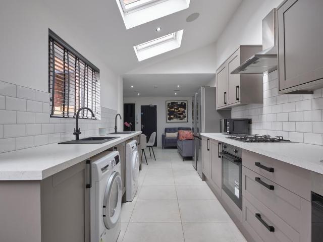 Plot 8 Pennel at Lincoln, 8, Pennell. 6 bed terraced house to rent £605 pcm £140 pw