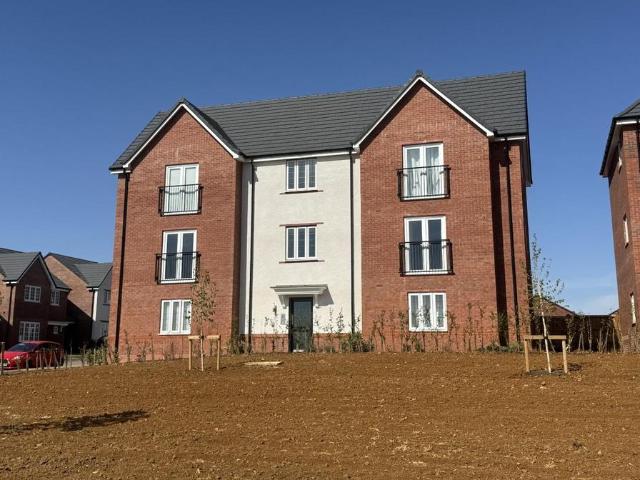 Plough Drive, Stratford Upon Avon CV37 1 bed flat to rent £1,050 pcm £242 pw