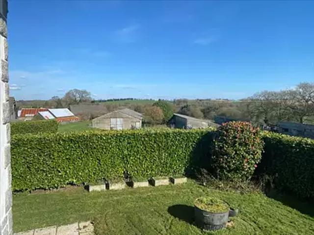 Plounévézel 29270 Achat / Vente maison 7 pièces t7