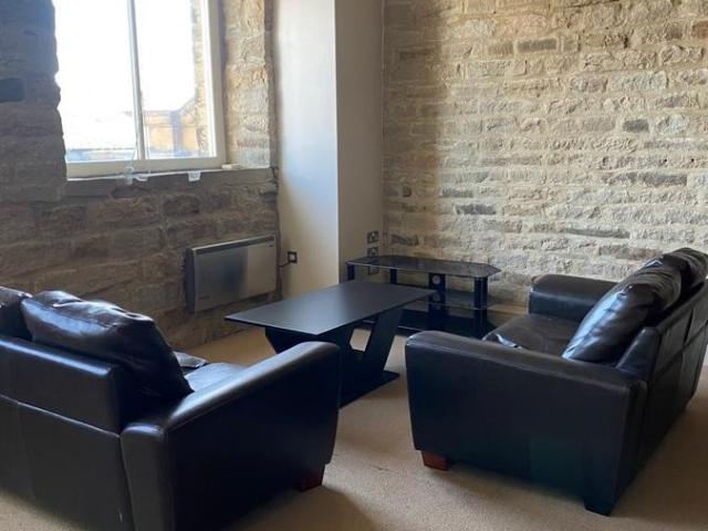 Plover Road, Huddersfield HD3, 1 bed flat to rent, £750 pcm | PrimeLocation