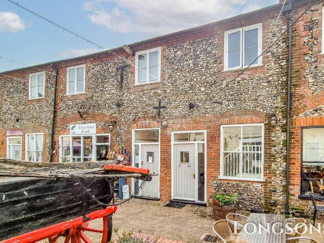 Plowright Place, Swaffham PE37, 2 bed flat to rent, £745 pcm | PrimeLocation